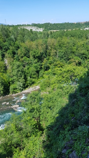 Il fiume Adda visto dal Santuario della Madonna della Rocchetta - maggio 2016