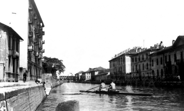 Il Naviglio Grande in via Lodovico il Moro, 1921