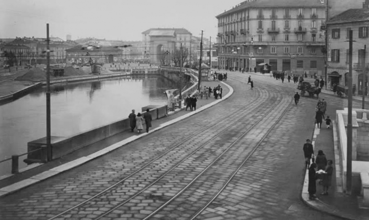 viale Gorizia sulla Darsena anni 30