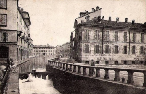 Conca di San Marco, sulla destra la piazza della Chiesa