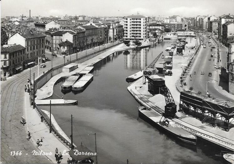 Darsena, cartolina viaggiata nel 1955