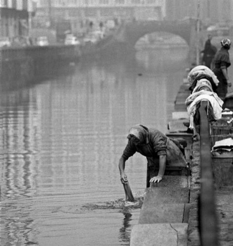 Lavandaie sul Naviglio Pavese, Milano